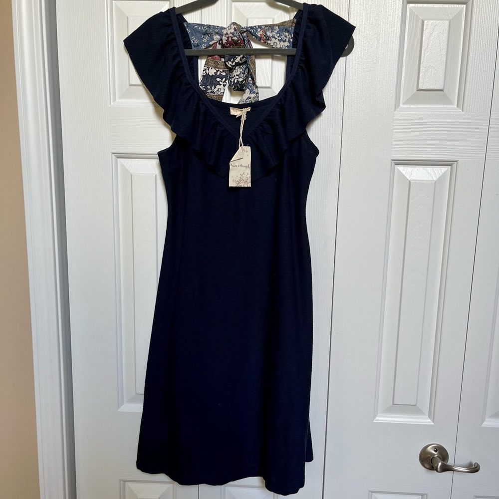 hem & thread dress size L